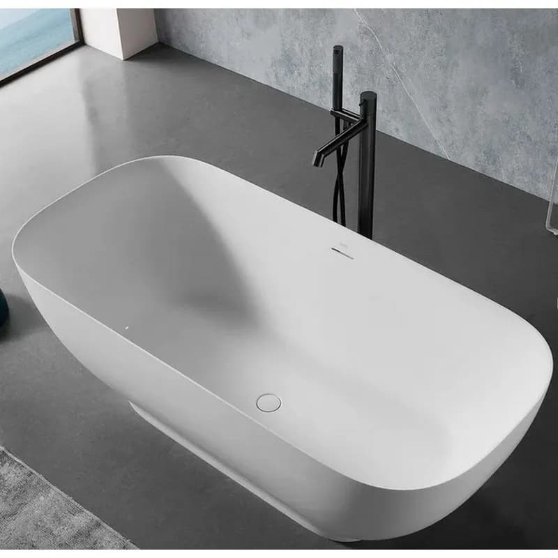 21S01104-63 freestanding bathtub — view 1