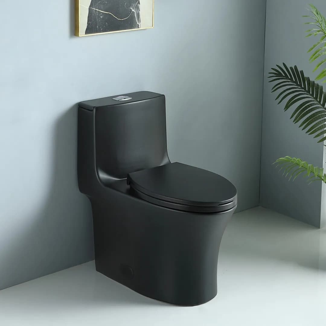 23T02-MB toilet — view 1